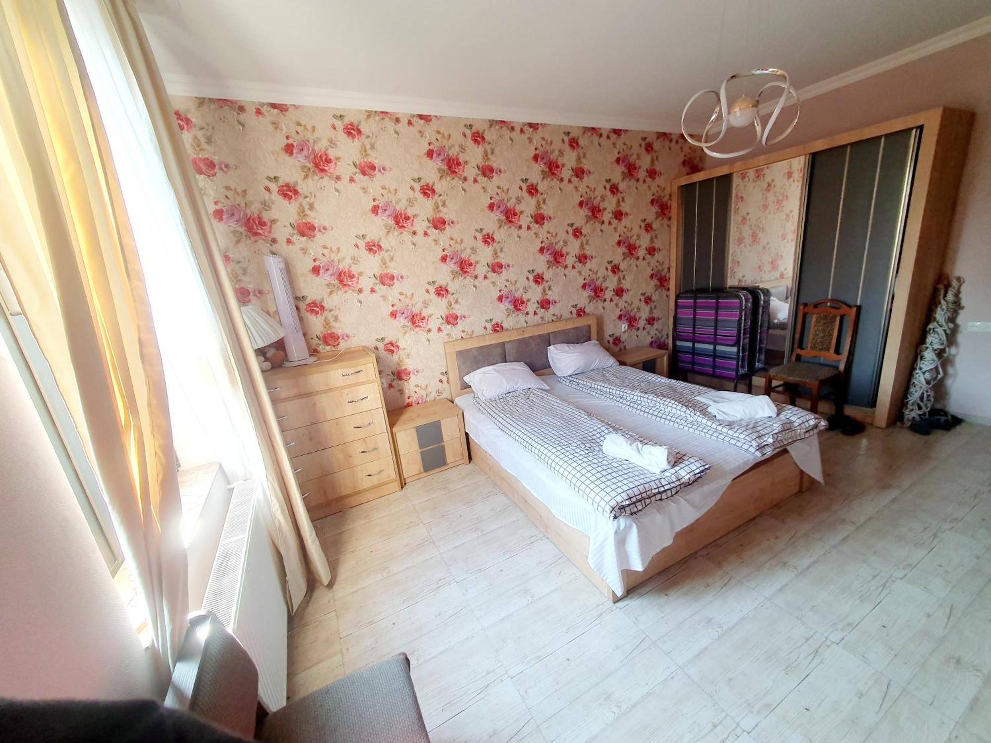 Rustavi Guest House Exteriör bild