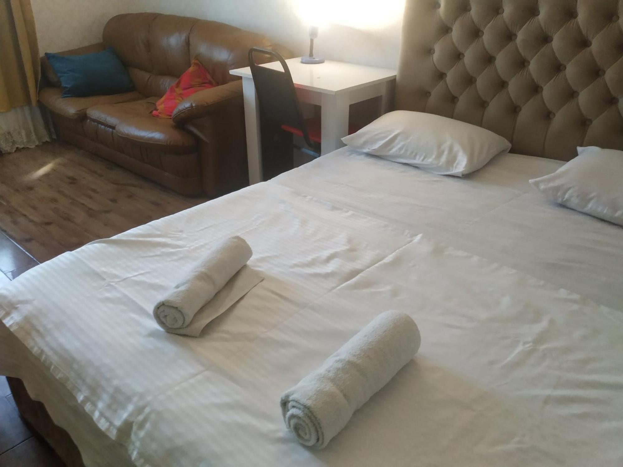 Rustavi Guest House Exteriör bild